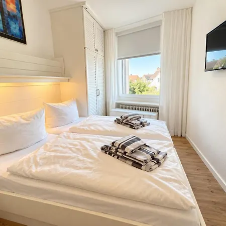 Seerose Apartment *